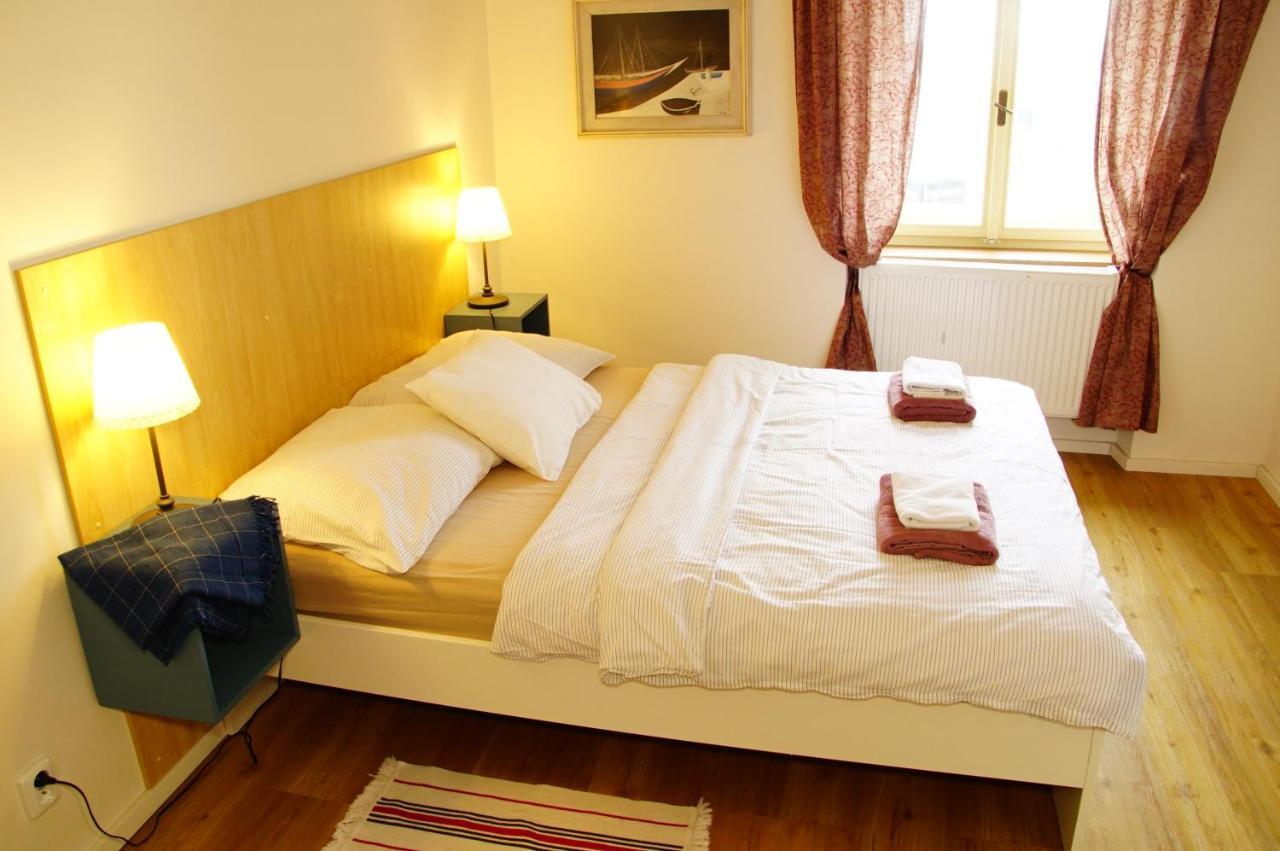 Apartmany U Komina Terezin  Luaran gambar